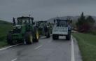 Vídeo: Agricultores extremeños pasan por Navarra en su tractorada hacia Bruselas