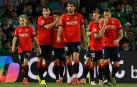 Los futbolistas de Osasuna celebran el gol de Ante Budimir frente al Real Betis