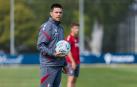 Alessio Lisci, técnico de Osasuna, sigue la sesión del pasado viernes