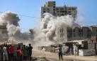 Nube de humo y polvo provocada tras un ataque israelí a la ciudad de Gaza