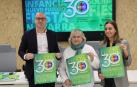 Javier Martínez Lasa (Acción Social de Caja Rural de Navarra); Elena Vizcay (directora de Nuevo Futuro; y María García Rugama (Acción Social de Caja Rural de Navarra).