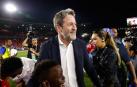 El seleccionador de Panamá Thomas Christiansen reacciona este martes, al final de un partido por las eliminatorias de Concacaf al Mundial 2026 entre la selecciones de Panamá y El Salvador en el estadio Rommel Fernández Gutiérrez, en Ciudad de Panamá