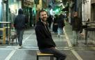 Pedro Garate, antes de presentar 'Iruña Zombi' en la librería Elkar de la calle Comedias de Pamplona