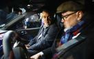 El ex secretario de Organización del PSOE Santos Cerdán (i), junto a su abogado Jacobo Teijelo(d), ha salido pasadas las 19:15 horas de este miércoles de la cárcel de Soto del Real
