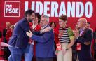 Santos Cerdán, arropado entre Ramón Alzórriz, Elma Saiz, María Chivite y Bernardo Ciriza, en el Congreso que el PSN celebró el pasado marzo en el Baluarte de Pamplona