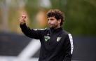 El técnico Héctor Urquía, en un duelo anterior