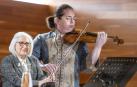 La violinista Cecilia Bercovich y la compositora Teresa Catalán, en un concierto comentado.