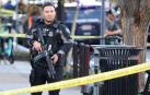 Un agente del Servicio Secreto de los Estados Unidos vigila cerca de la Casa Blanca tras el tiroteo en el que murieron dos soldados