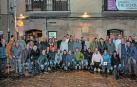 La foto de familia de la Peña Sport delante del Bar Rafael