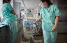 Personal sanitario en la Unidad de Neonatología del Hospital Universitario de Navarra.