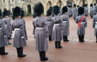 La Guardia del Rey en plena formación, durante el cambio de guardia en el castillo de Windsor