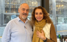 El chef Martín Iturri y la cantante Ana Belén.