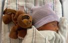 Foto compartida en redes sociales por Anna Kournikova de su cuarto hijo con Enrique Iglesias