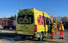 Una ambulancia y un camión de bomberos en una imagen de archivo