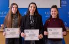 Silvia Riezu, Leyre Aranaz y Laura Lacunza, en la entrega de premios
