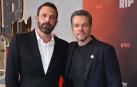 Ben Affleck y Matt Damon en la presentación de la película de Netflix 'El botín'