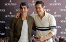 Los hermanos y actores españoles Óscar (i) y Mario Casas