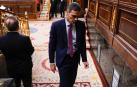 El presidente del Gobierno, Pedro Sánchez abandona el hemiciclo tras su intervención este miércoles en el pleno del Congreso