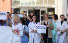 Médicos concentrados en el centro de consultas Príncipe de Viana.