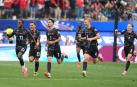 Jugadores de Canadá celebran un gol este domingo, en un partido por los dieciseisavos de final del Mundial de la FIFA 2026
