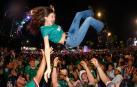 Aficionados de México celebran el triunfo del partido de los dieciseisavos de final del Mundial de la FIFA 2026 ante Ecuador este martes, en la Glorieta de la Minerva en Guadalajara, Jalisco