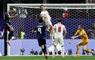 Lautaro Martínez anota el 2-1 contra Inglaterra
