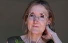La periodista y escritora Marta Platel viaja hasta la Barcelona de 1941, cuando la presencia e influencia de la colonia nazi en la ciudad era notable, en su segunda novela, 'El baile de las criadas', con la que ganó el último Premio de Novela Fernando Lara