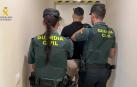 Imagen del momento de la detención de uno de los implicados