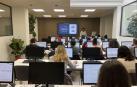 Alumnos y alumnas durante una clase en el Instituto Navarro de Oposiciones de Navarra
