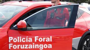 El agente de Policía Foral que realizó un torniquete a la mujer de 59 años herida en Sarriguren