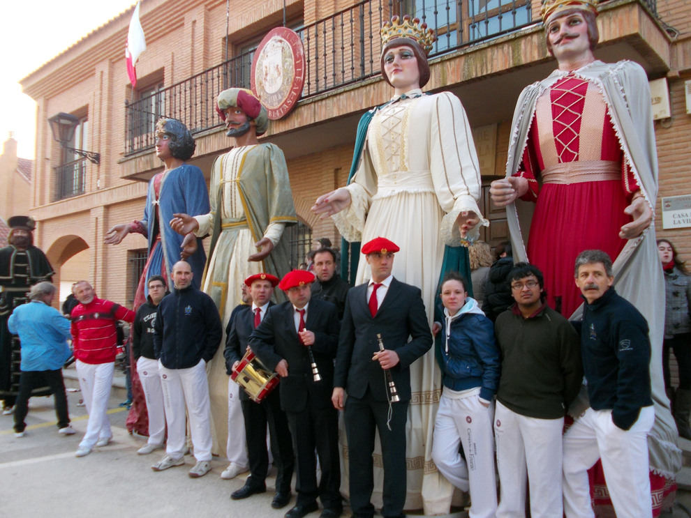 La Comparsa de Gigantes cumple 50 años - Noticias de Tudela y Ribera en ...