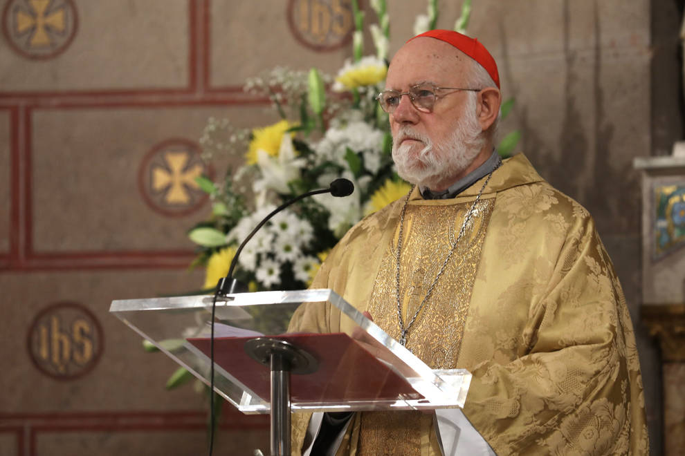 El Cardenal Navarro Celestino Aós, Ingresado Preventivamente Por Covid-19