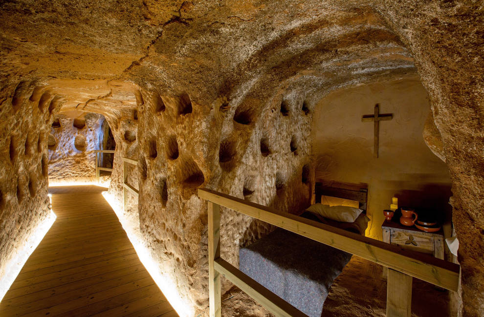 Cueva De Los 100 Pilares Un Viaje Sensorial A Las Entrañas De La Edad