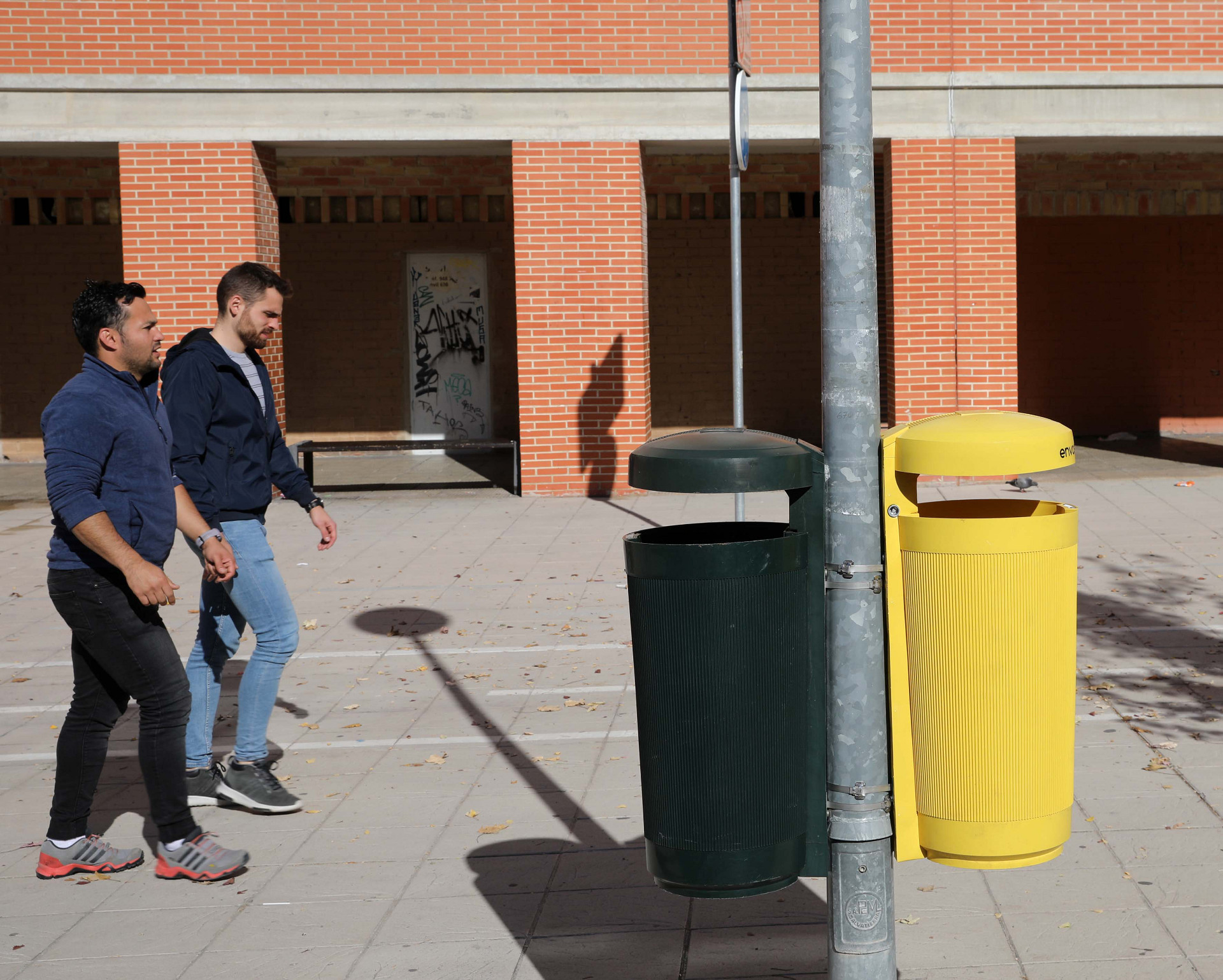 El Reciclaje En Las Papeleras De Calle Se Prueba Con 45 Amarillas En ...