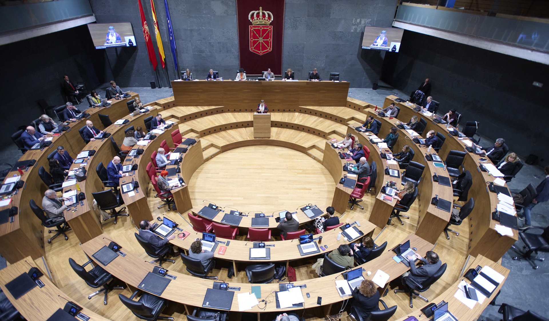 Elecciones municipales Navarra 2023 Permisos retribuidos para votar el