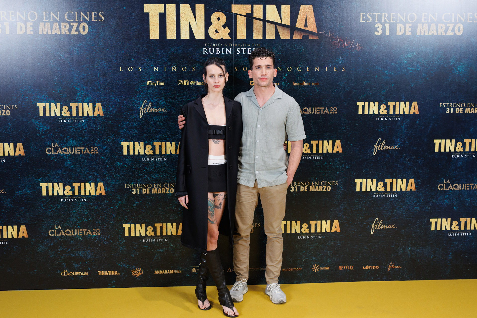 Milena Smit y Jaime Lorente se meten en el terror religioso en 'Tin & Tina'